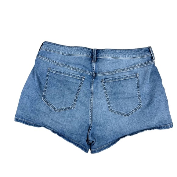 Torrid‎ vintage stretch shorts distressed size 16 - Picture 3 of 8